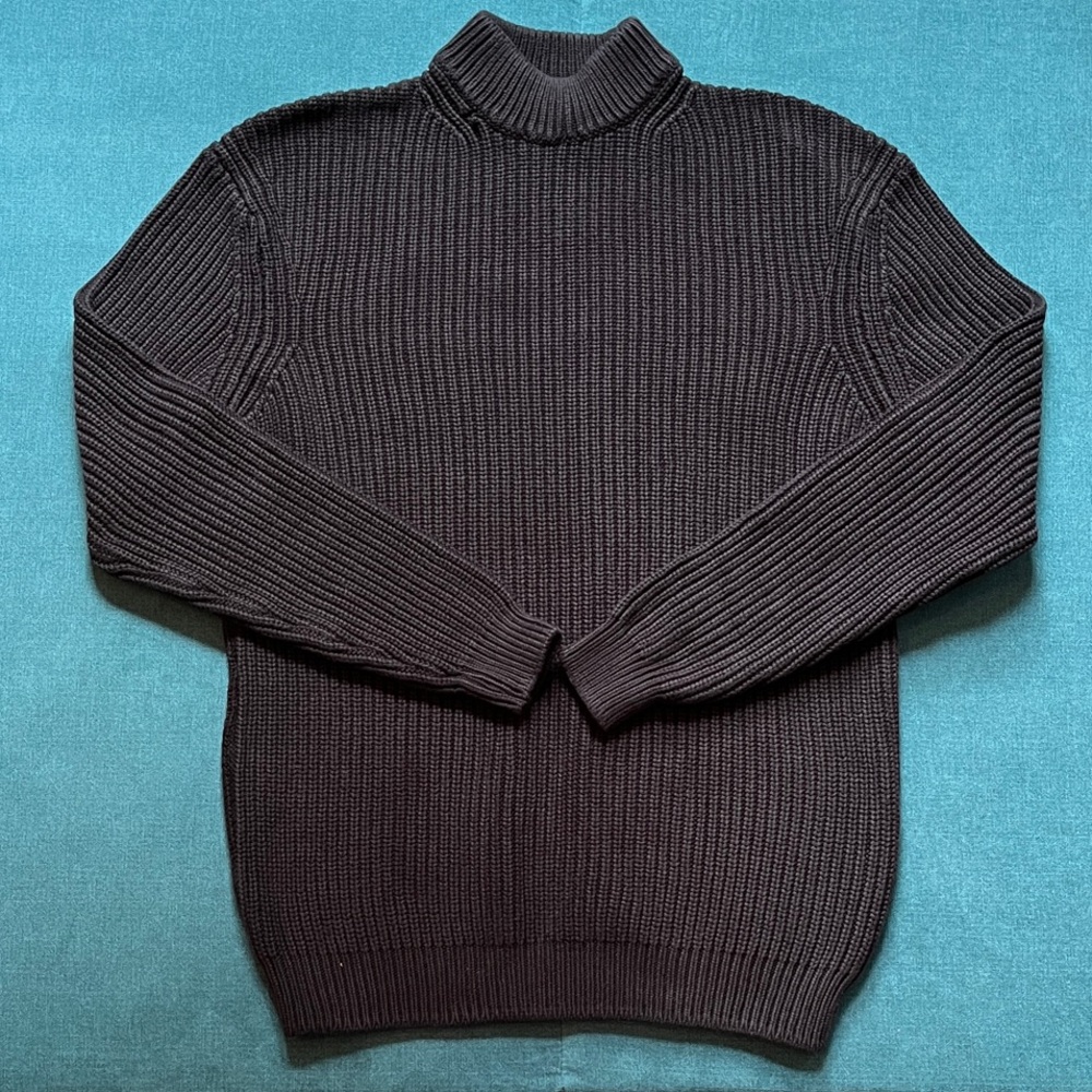 Zara Women’s Black Ribbed Turtleneck  Sweater- medium